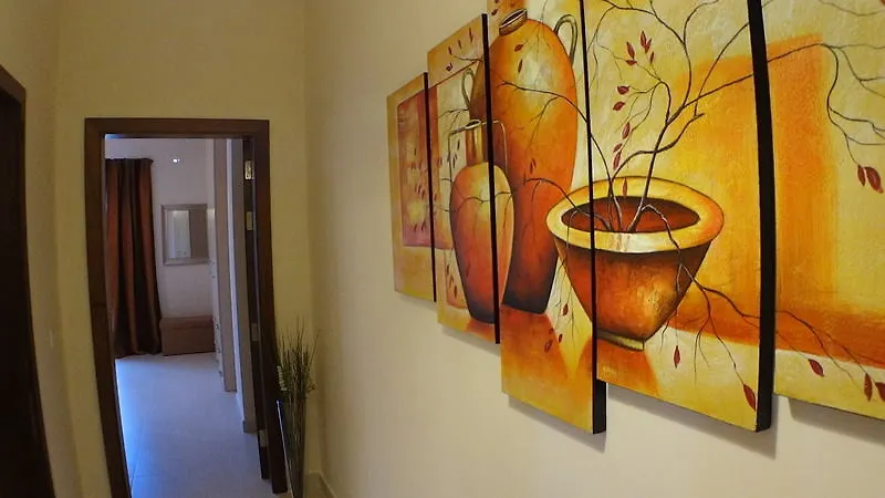 Hotel Eri Apartments E365 Saint Julian's