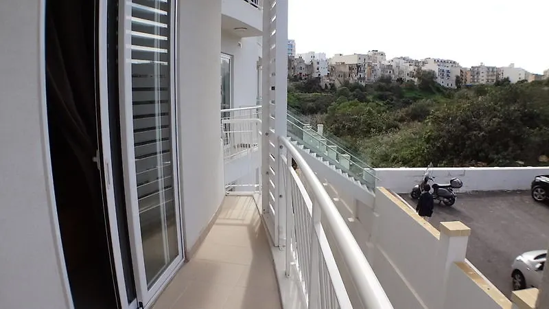 Hotell Eri Apartments E365 St. Julian's